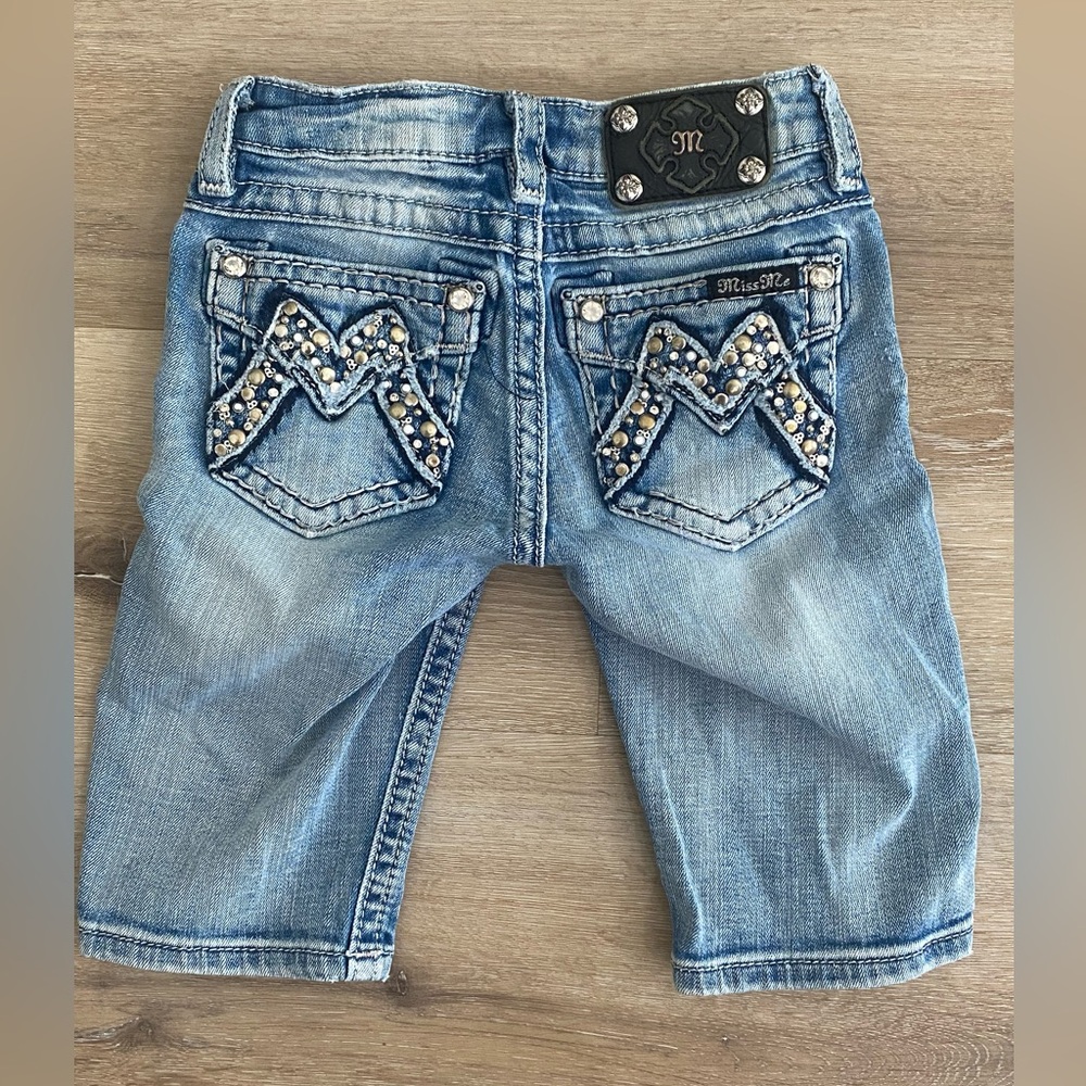 Miss Me Girls Bermuda Embroidered Embellished Blue Denim Shorts Size 8
